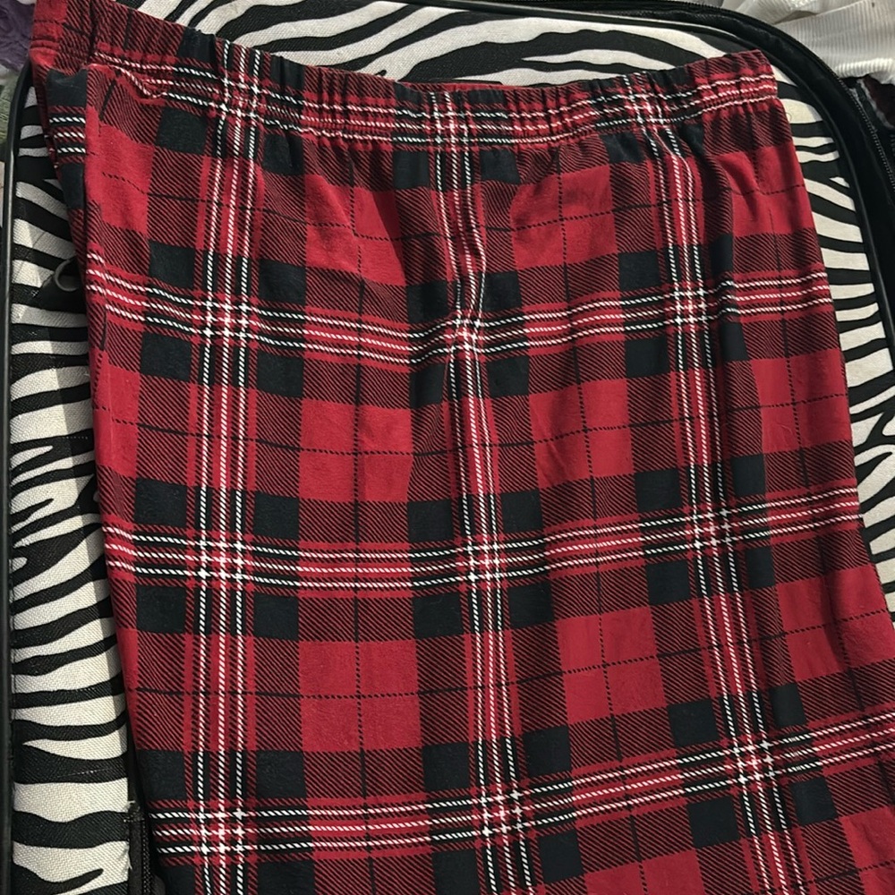 Plaid pencil skirt